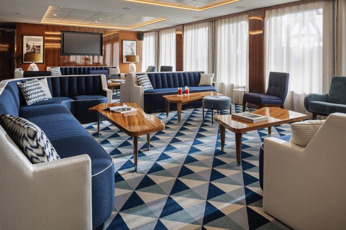 Atlas Lounge